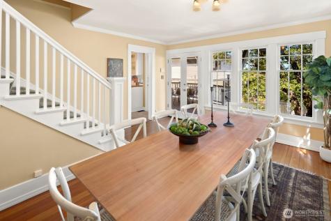 2580 5th Avenue W Seattle WA 98119
