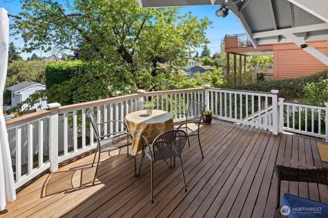 2580 5th Avenue W Seattle WA 98119