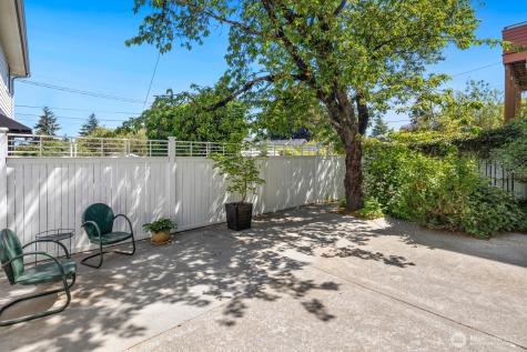 2580 5th Avenue W Seattle WA 98119