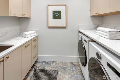 6950 SE Maker Street Mercer Island WA 98040