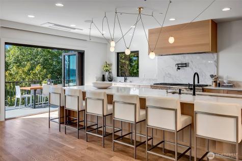 6950 SE Maker Street Mercer Island WA 98040