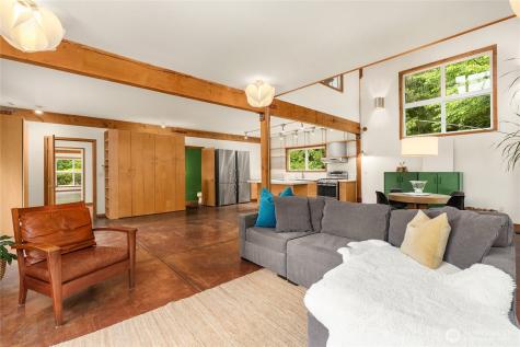 13984 Toad Holler Pl NE Bainbridge Island WA 98110