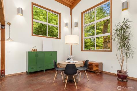 13984 Toad Holler Pl NE Bainbridge Island WA 98110