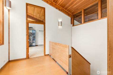 13984 Toad Holler Pl NE Bainbridge Island WA 98110