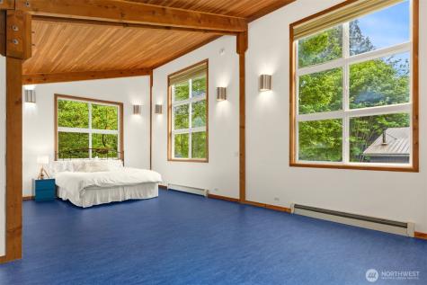 13984 Toad Holler Pl NE Bainbridge Island WA 98110