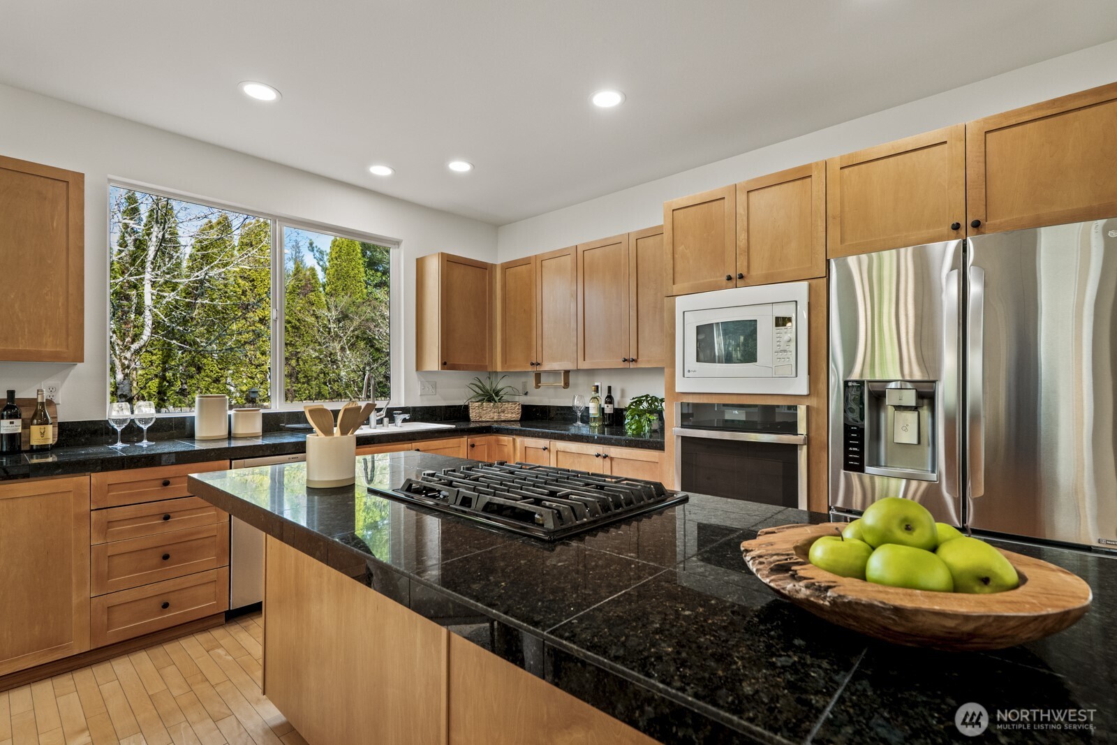 24022 SE 10th Street Sammamish WA 98075