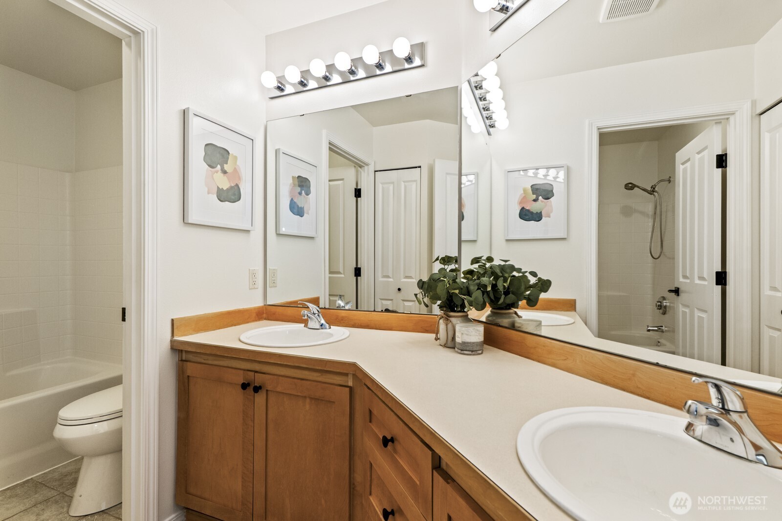 24022 SE 10th Street Sammamish WA 98075