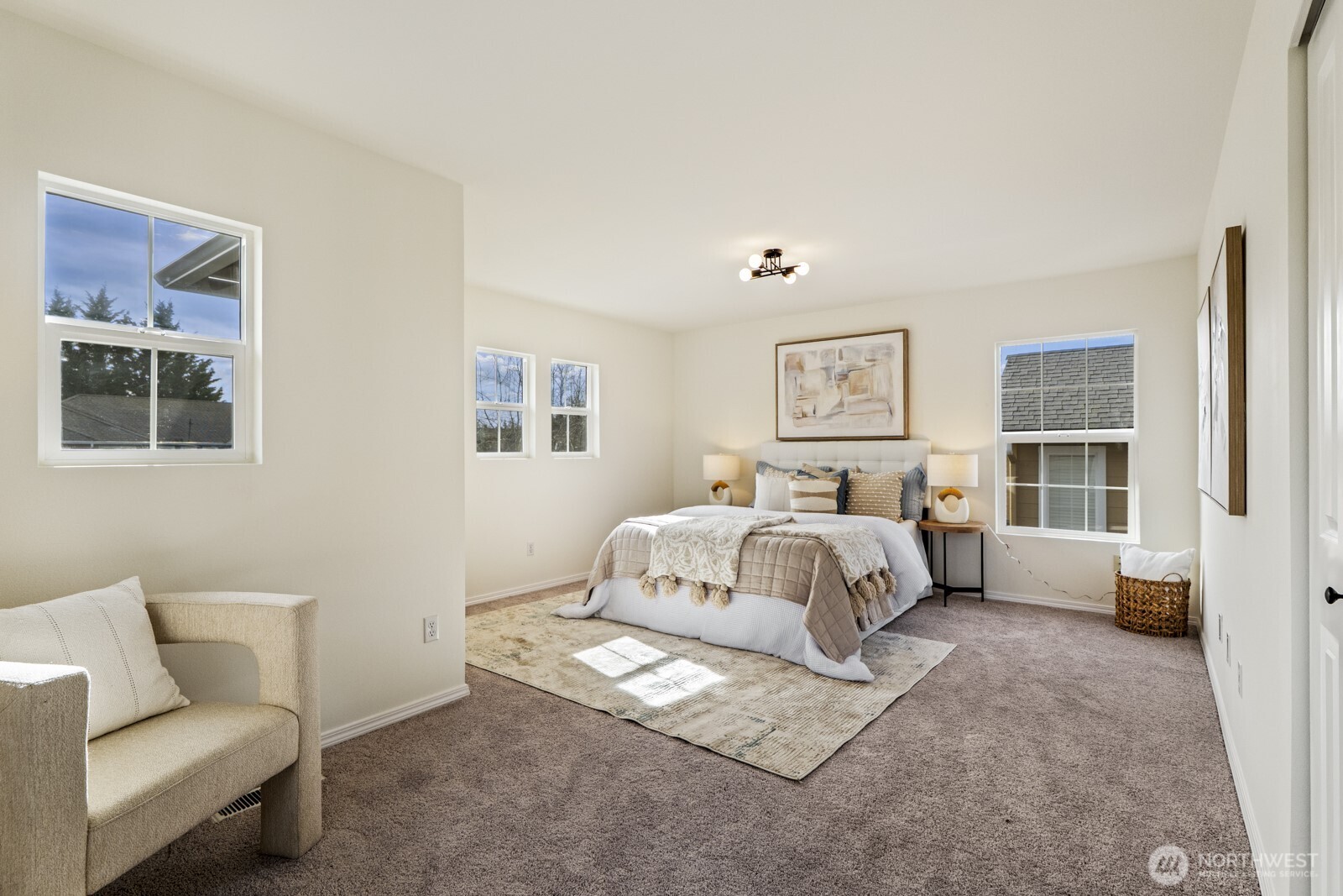 24022 SE 10th Street Sammamish WA 98075