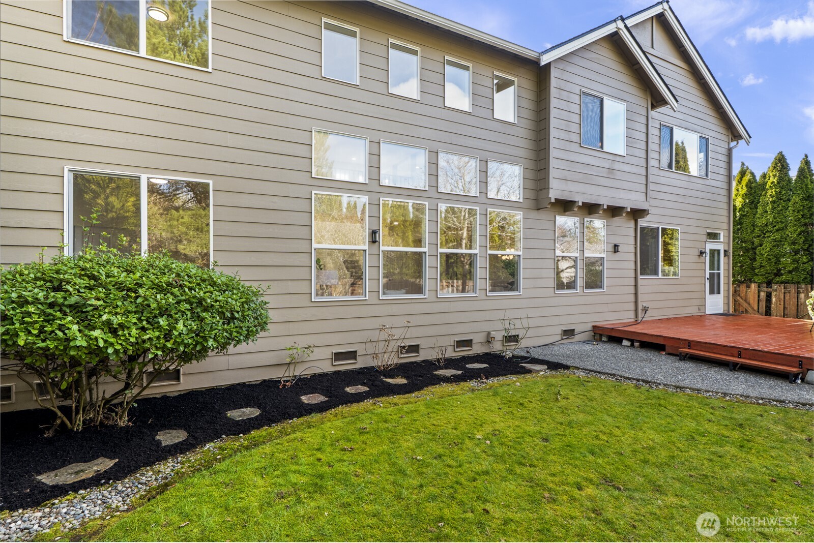 24022 SE 10th Street Sammamish WA 98075