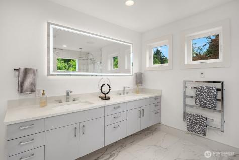 107 6th Street S Kirkland WA 98033