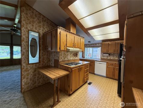 1026 SE Dove Lane College Place WA 99324