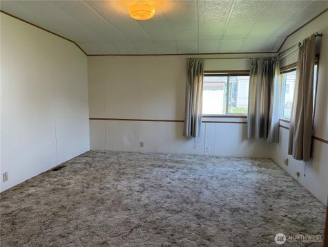 1026 SE Dove Lane College Place WA 99324