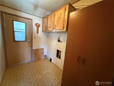 1026 SE Dove Lane College Place WA 99324