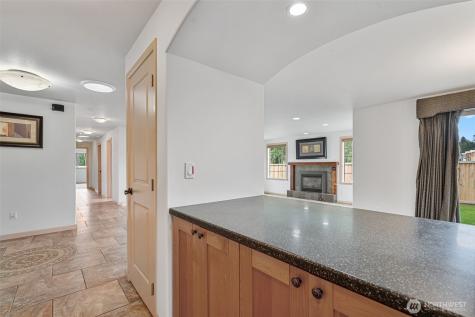 1630 Danner Lane NE Lacey WA 98156