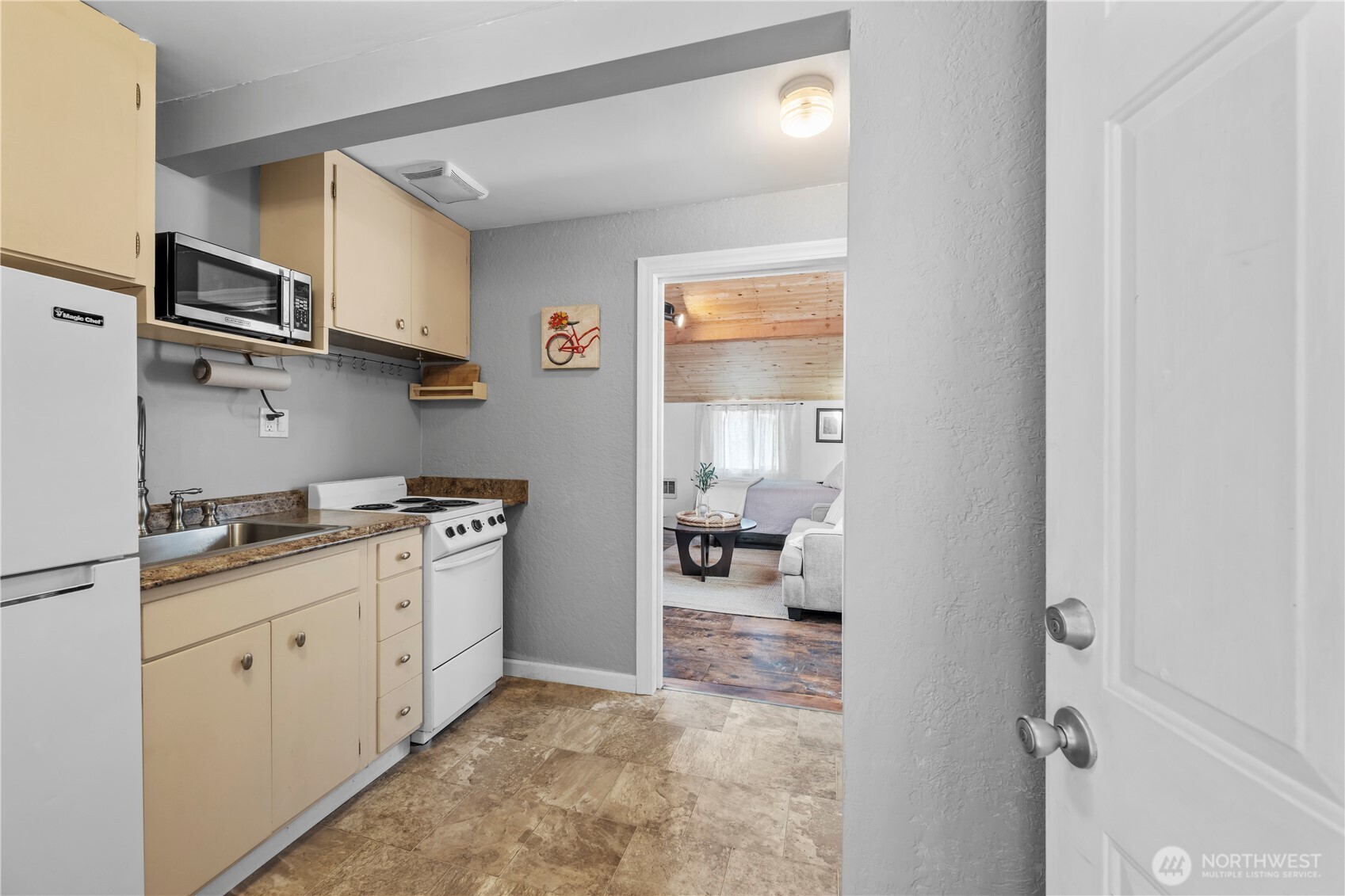 6916 Beverly Lane Everett WA 98203