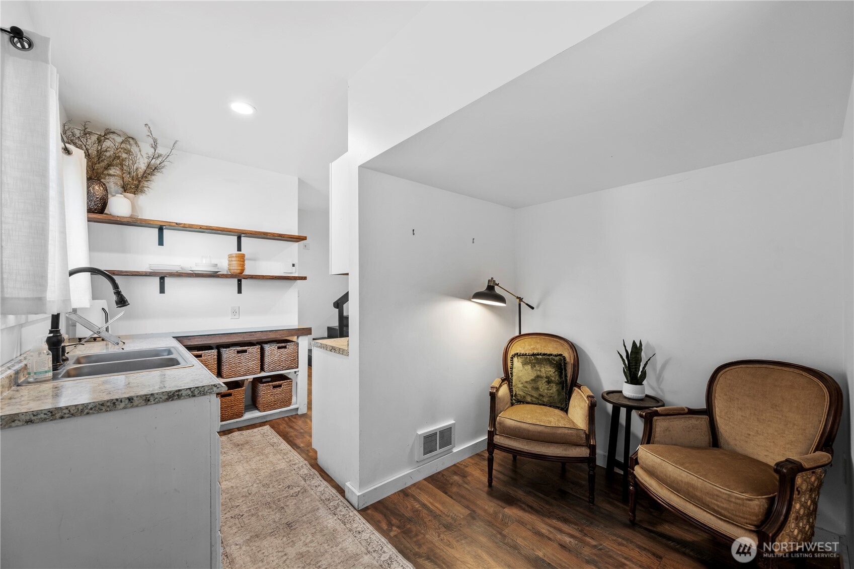 6916 Beverly Lane Everett WA 98203