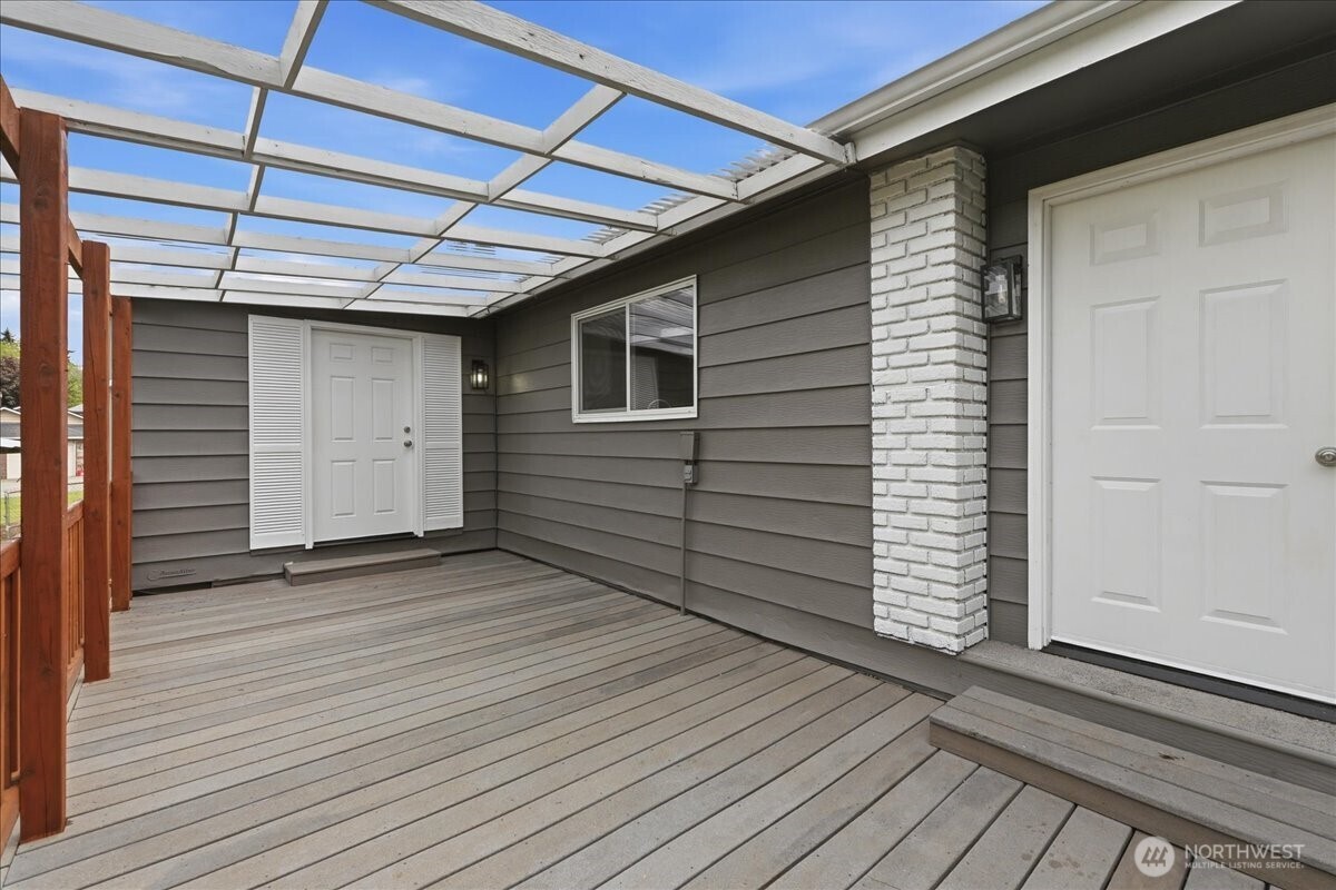 12314 62nd Avenue E Puyallup WA 98373