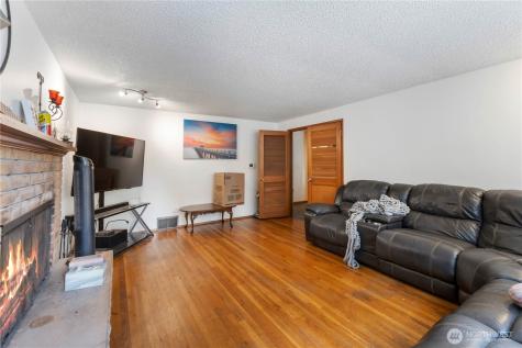 15433 SE 275th Street Kent WA 98042