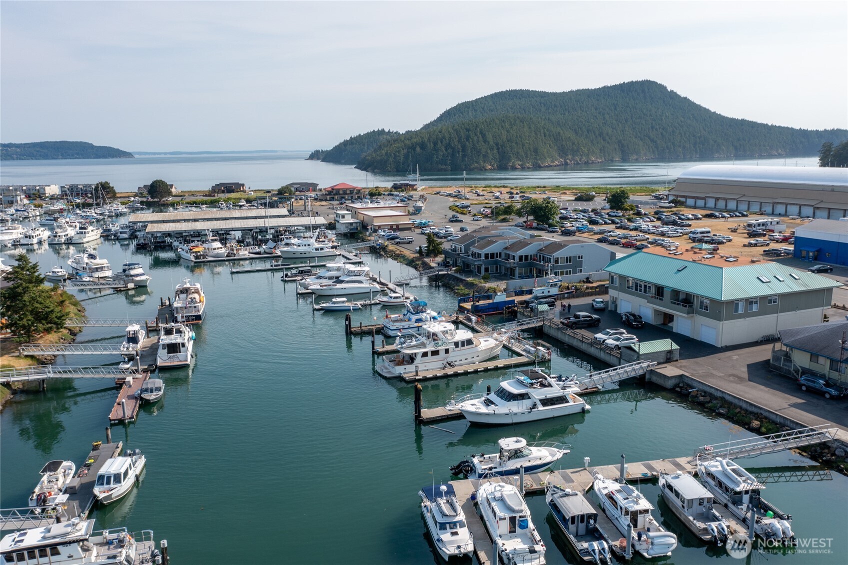 1909 Skyline Way Anacortes WA 98221
