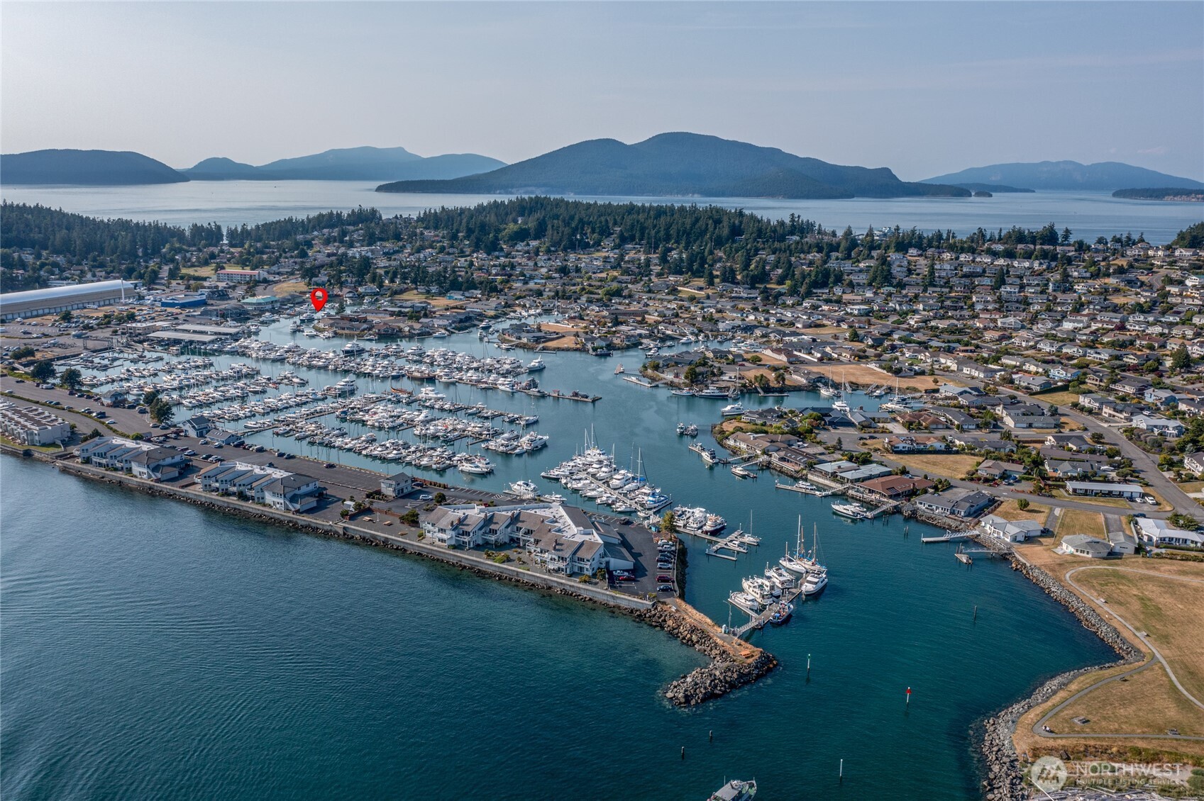 1909 Skyline Way Anacortes WA 98221