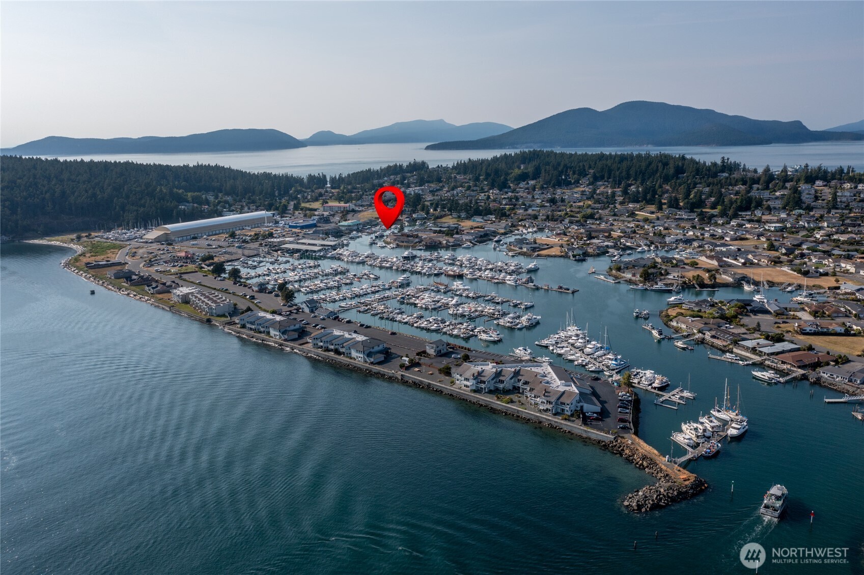 1909 Skyline Way Anacortes WA 98221