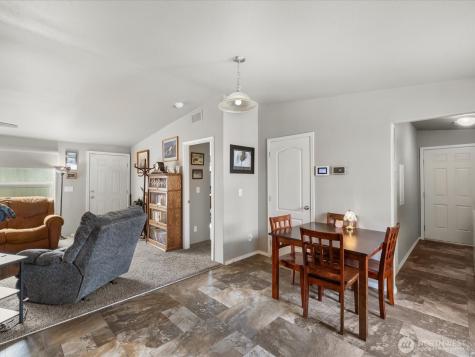 12721 W Macs Loop Road Granite Falls WA 98252