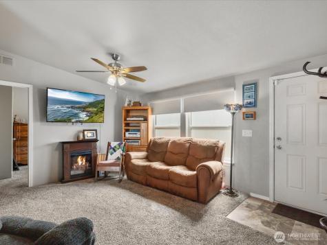 12721 W Macs Loop Road Granite Falls WA 98252