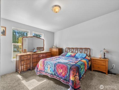 12721 W Macs Loop Road Granite Falls WA 98252