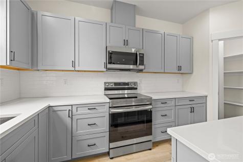 2556 Natola Drive SE Olympia WA 98501