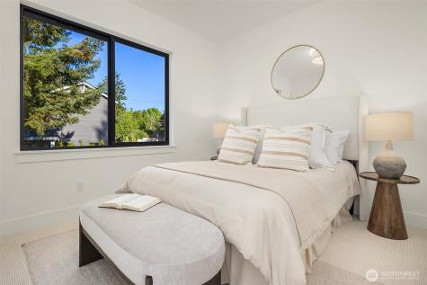 12603 NE 80th Street Kirkland WA 98033