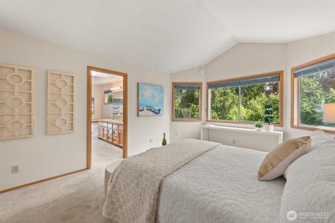25542 SE 41st Court Sammamish WA 98029