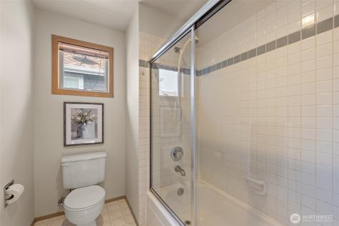 25542 SE 41st Court Sammamish WA 98029