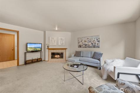 25542 SE 41st Court Sammamish WA 98029