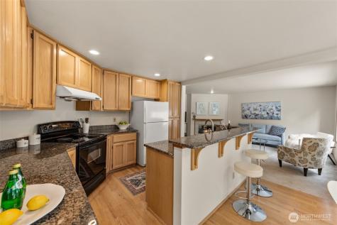25542 SE 41st Court Sammamish WA 98029