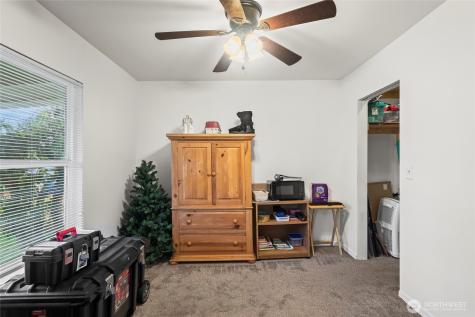 6828 Yakima Avenue Tacoma WA 98408