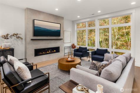 21045 SE 80th Street Issaquah WA 98027