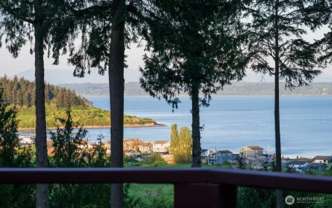 485 S Vesper Way Camano Island WA 98282