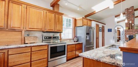 485 S Vesper Way Camano Island WA 98282