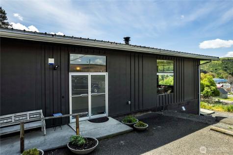 308 S 6th Street Dayton WA 99328