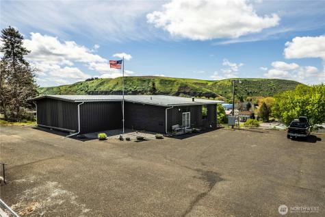 308 S 6th Street Dayton WA 99328