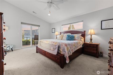 11 Lizzie Lane Manson WA 98831