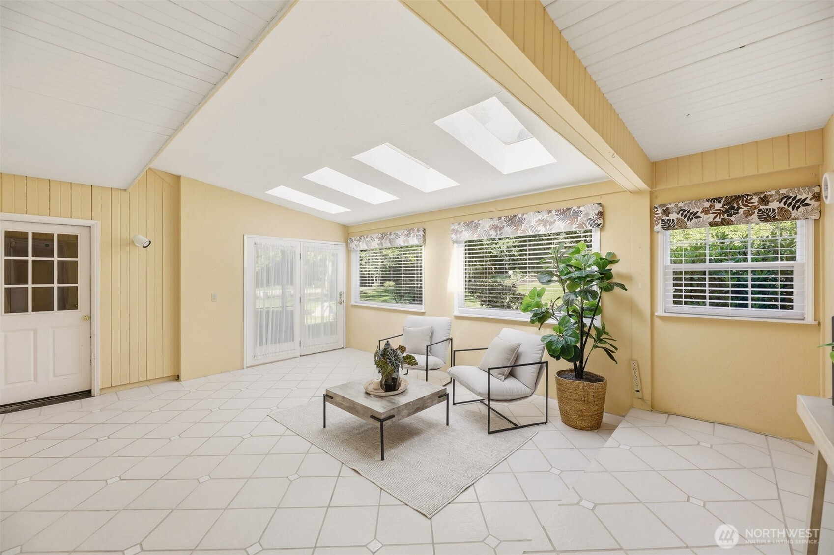 15714 Larson Lane Mount Vernon WA 98273