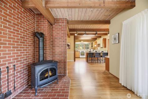15714 Larson Lane Mount Vernon WA 98273