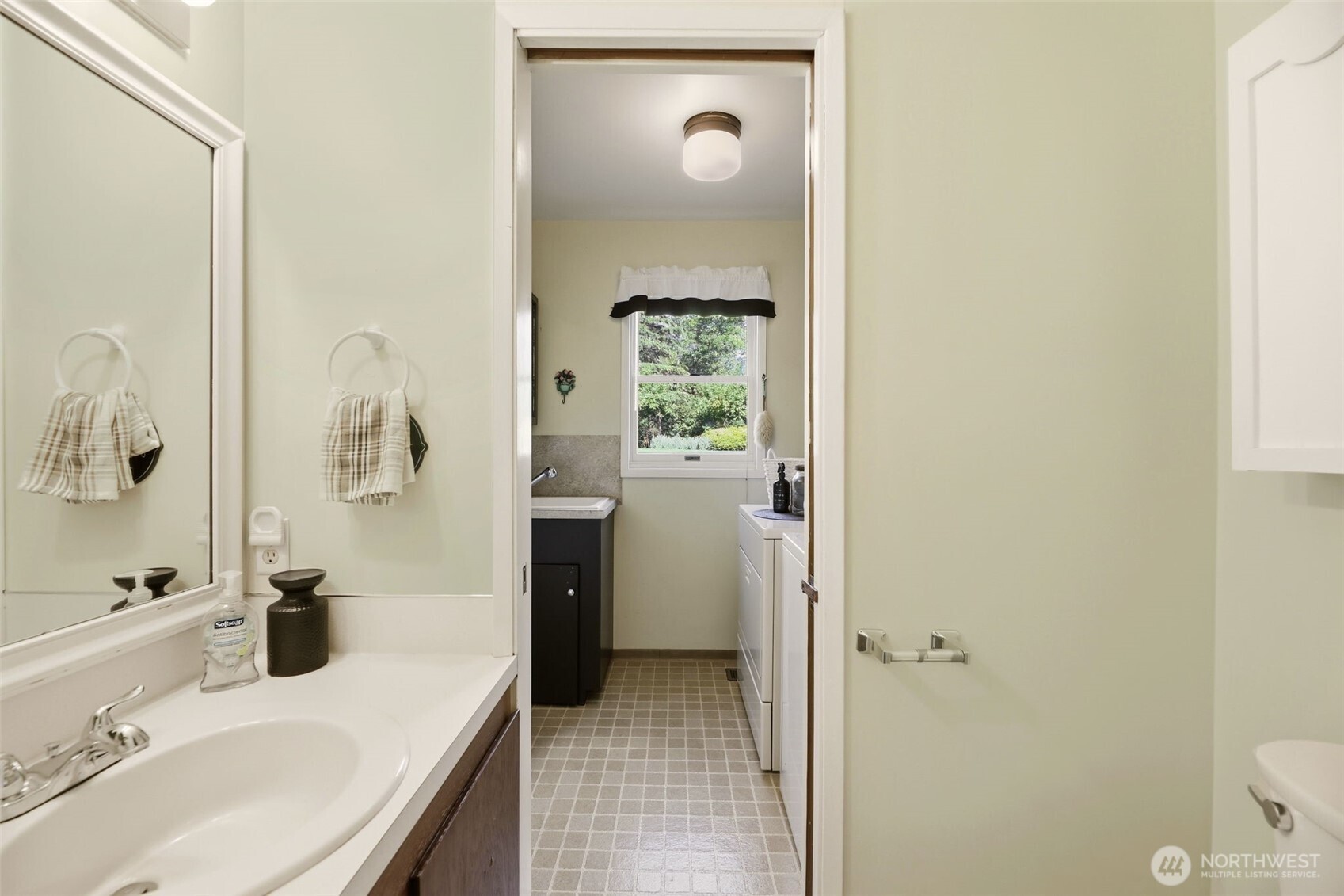 15714 Larson Lane Mount Vernon WA 98273