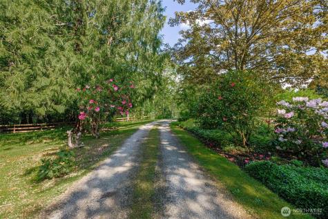 15714 Larson Lane Mount Vernon WA 98273