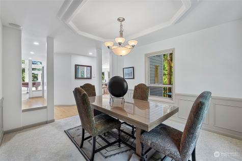 2247 W Lake Sammamish Parkway Se Bellevue WA 98008