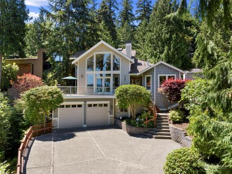 2247 W Lake Sammamish Parkway Se Bellevue WA 98008