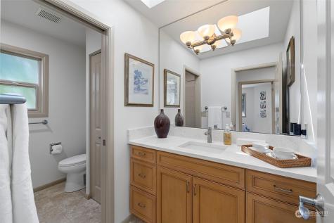 2247 W Lake Sammamish Parkway Se Bellevue WA 98008