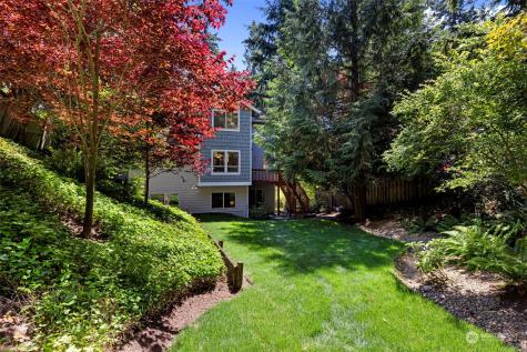 2247 W Lake Sammamish Parkway Se Bellevue WA 98008
