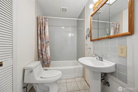 5801 S Pine Street Tacoma WA 98409